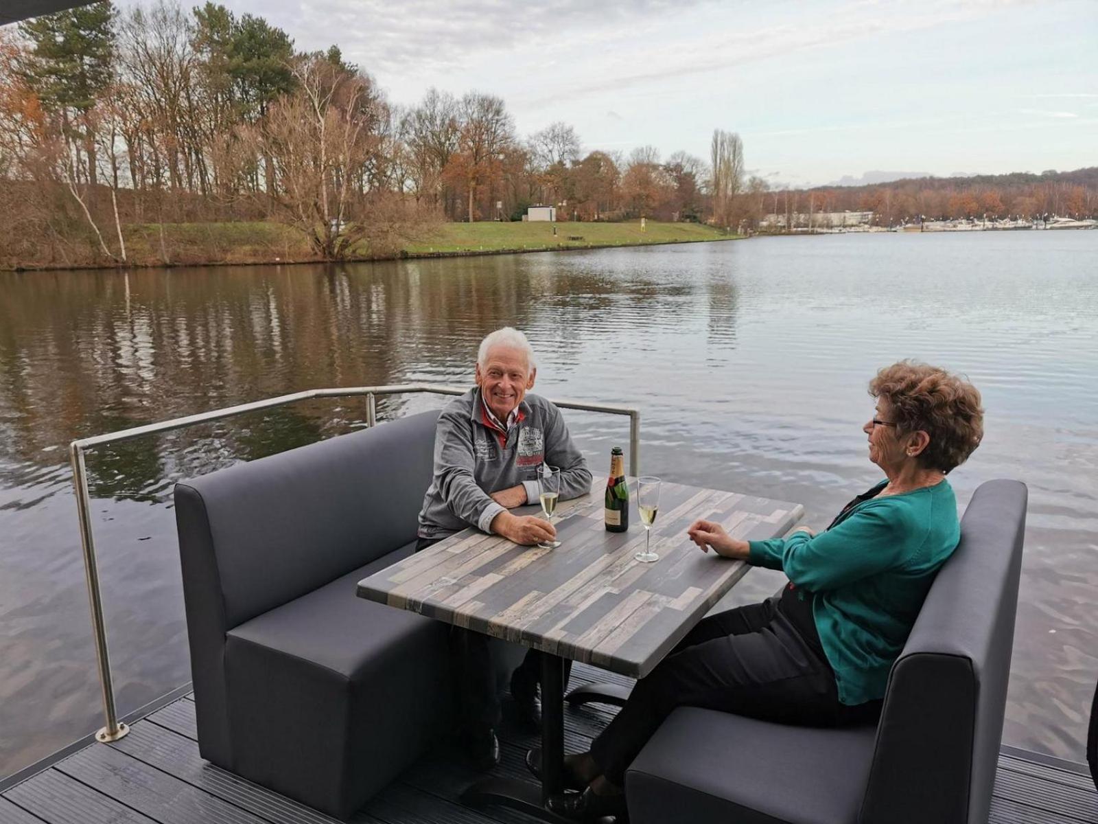 Plasmolen Houseboat Marina Mookerplas 4-6 Persons מראה חיצוני תמונה
